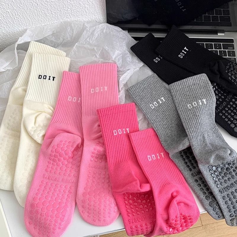 1 Paar neue, farbenfrohe, tren – Sports Socks Bewertung und Preis